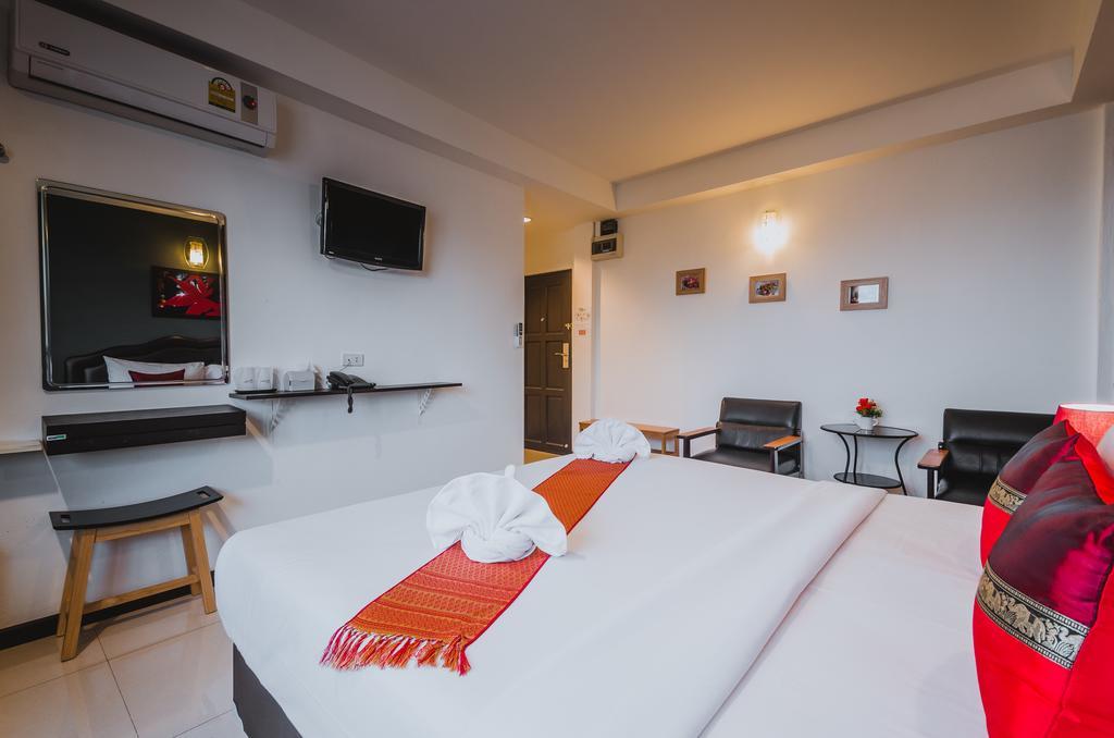 Th Beach Hotel HHQ Exteriör bild