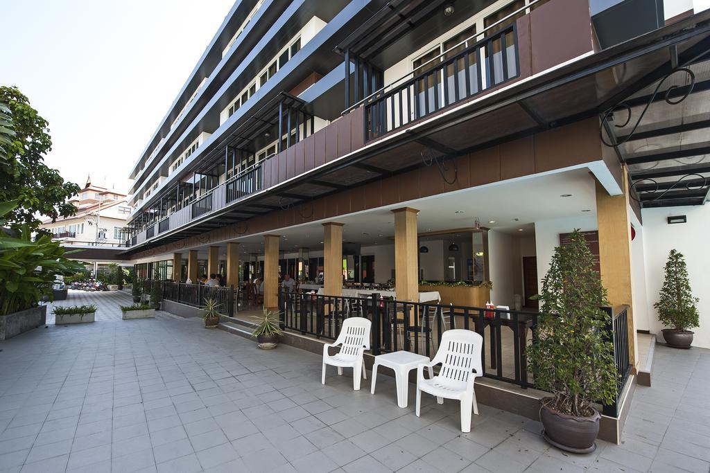Th Beach Hotel HHQ Exteriör bild
